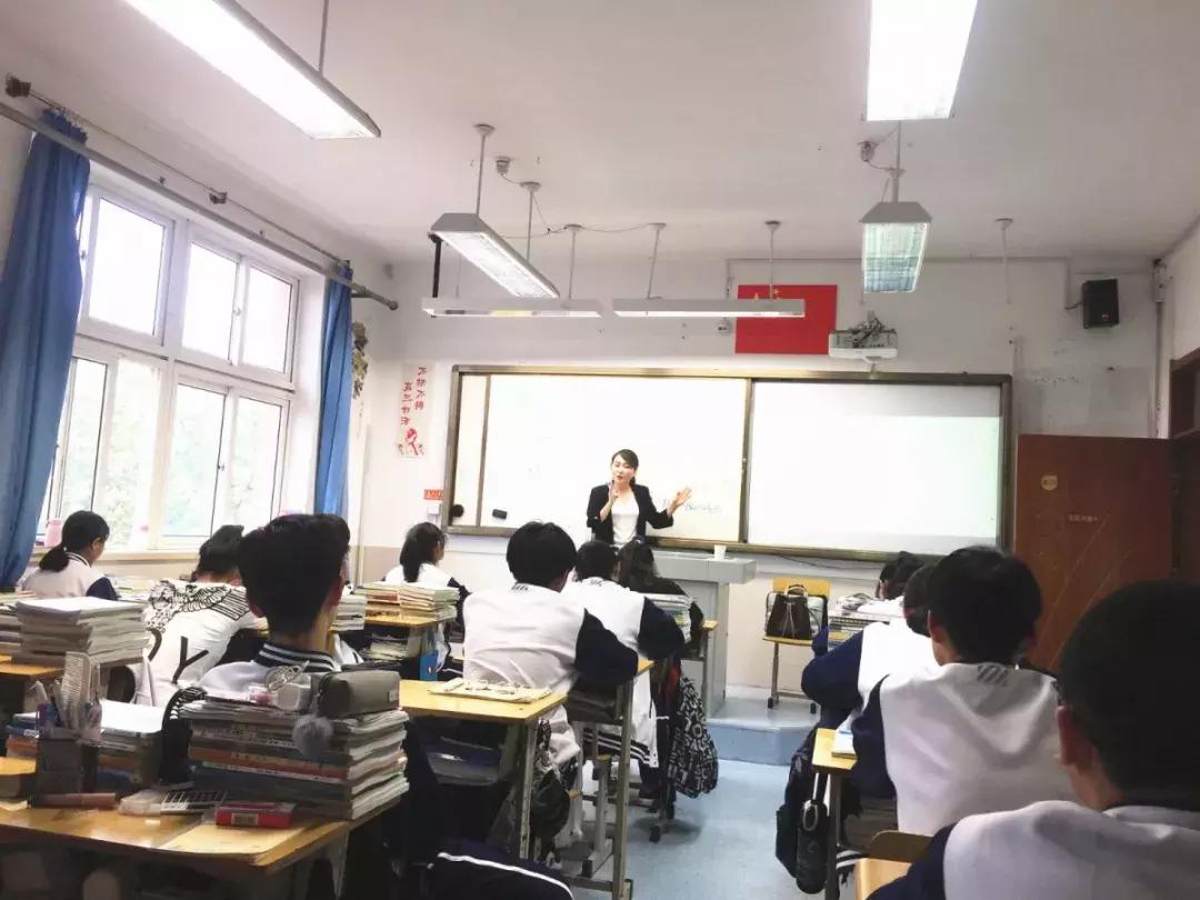 玩一玩微信群，就能月入10万？社群营销了解一下