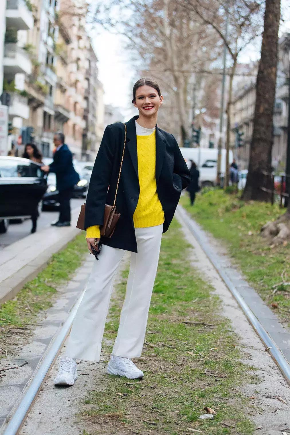 今年夏天这么穿立刻显瘦20斤,130斤穿什么样的外套显瘦