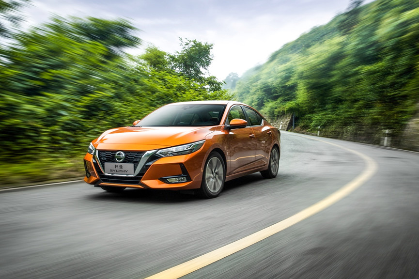 日产e-power轩逸对比卡罗拉混动,轩逸2020款和卡罗拉2020款哪个好