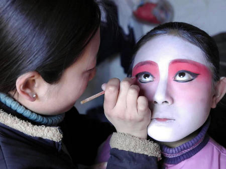 春节回家画了个冷艳妆,却被吐槽六亲不认?!