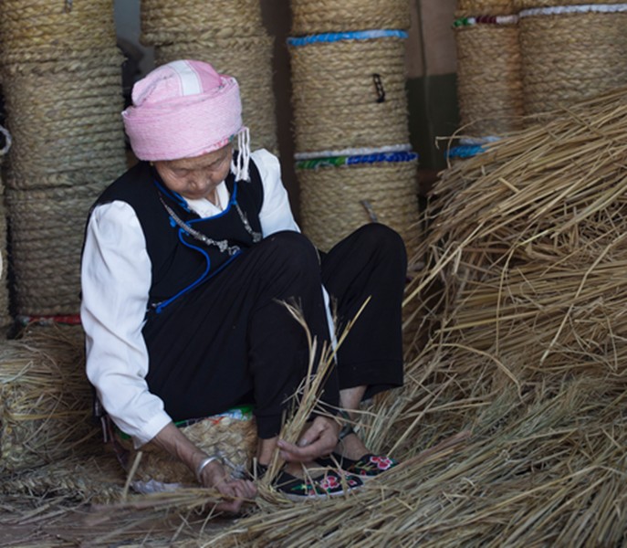 废旧木墩子手工制作,木头做柴火墩子