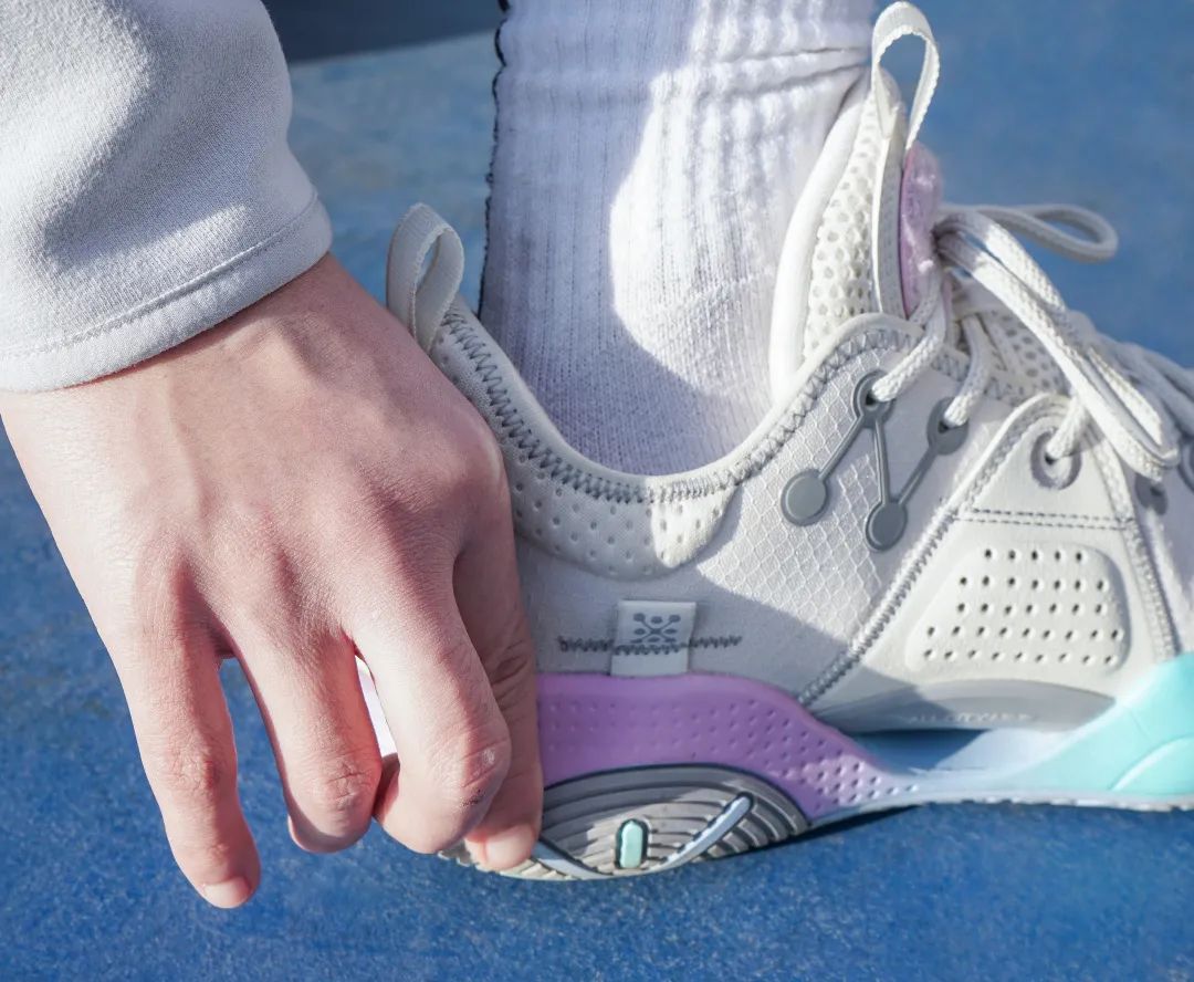 李宁全城9青年版有啥区别,李宁韦德之道全城9棉花糖