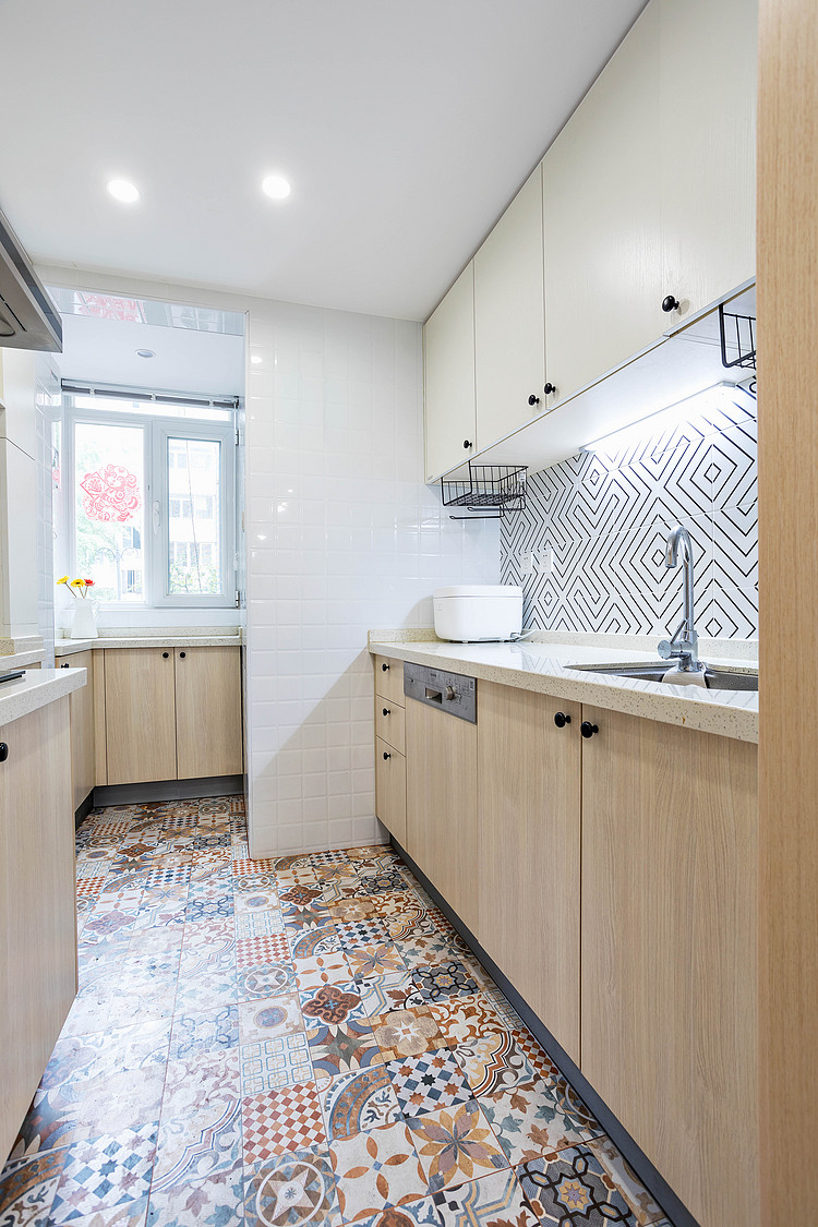 150平米全屋无死角装修,三室两厅如何装修住六口人