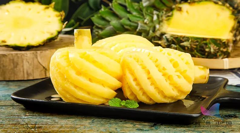 菠萝泡到盐水里有什么作用,为什么菠萝泡在盐水里