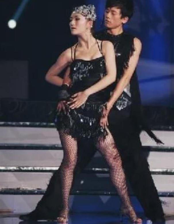 张杰爱谢娜还是邓紫棋,谢娜邓紫棋谈张杰