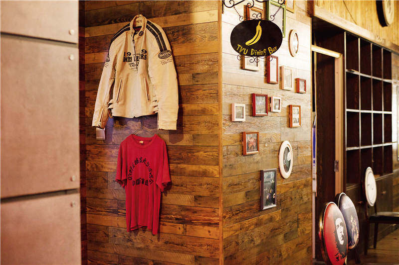 歌曲我爱摇滚原唱现场演唱视频,通俗歌曲我爱摇滚乐