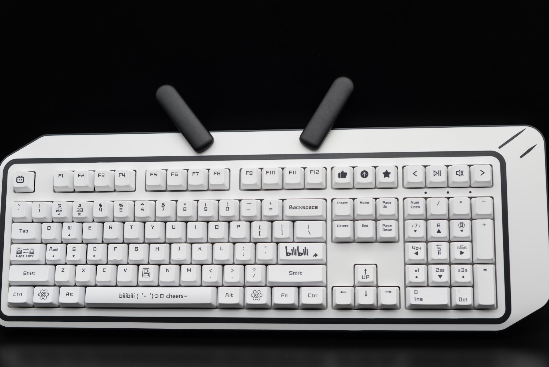 ikbc机械键盘红轴与akko红轴,ikbc樱桃轴机械键盘推荐