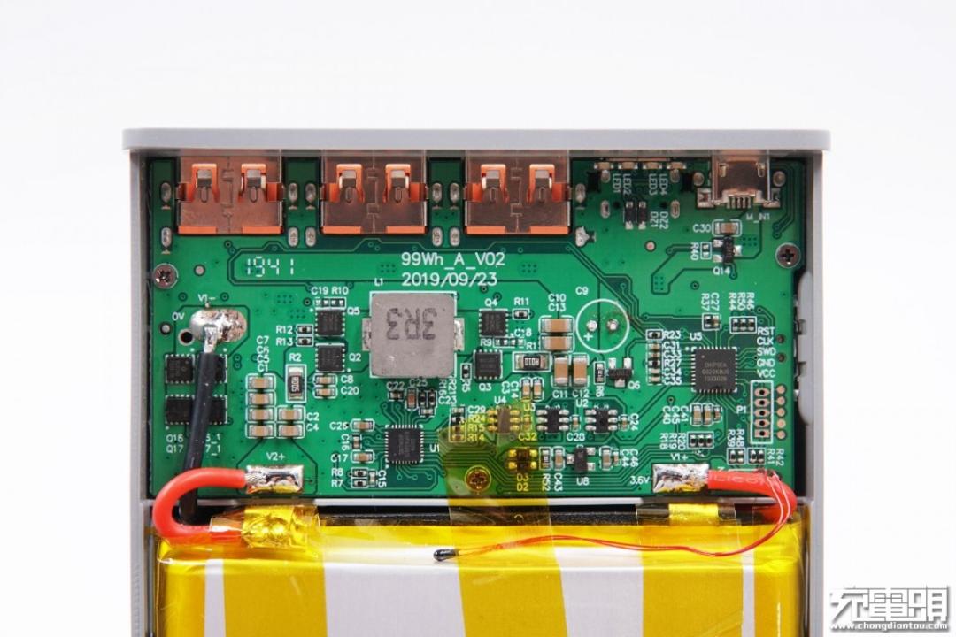 充电宝三大巨头,锂电源储能大型充电宝