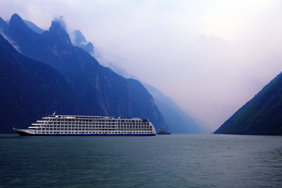 拥有七种*器武**的边陲小城巫山，风光秀丽前景可期，你怎么看呢？