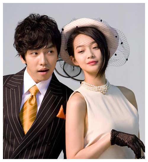 不愧是韩剧一姐，申敏儿《海岸村》爱马仕包、卡地亚、RV轮着晒