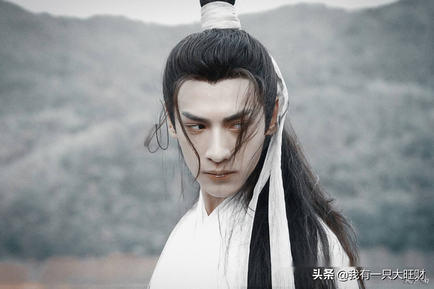 香蜜应龙陨落,香蜜旭凤为何不能做天帝