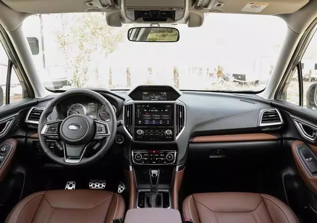 09款斯巴鲁森林人2.0手动四驱油耗,斯巴鲁森林人2011款2.5油耗多少