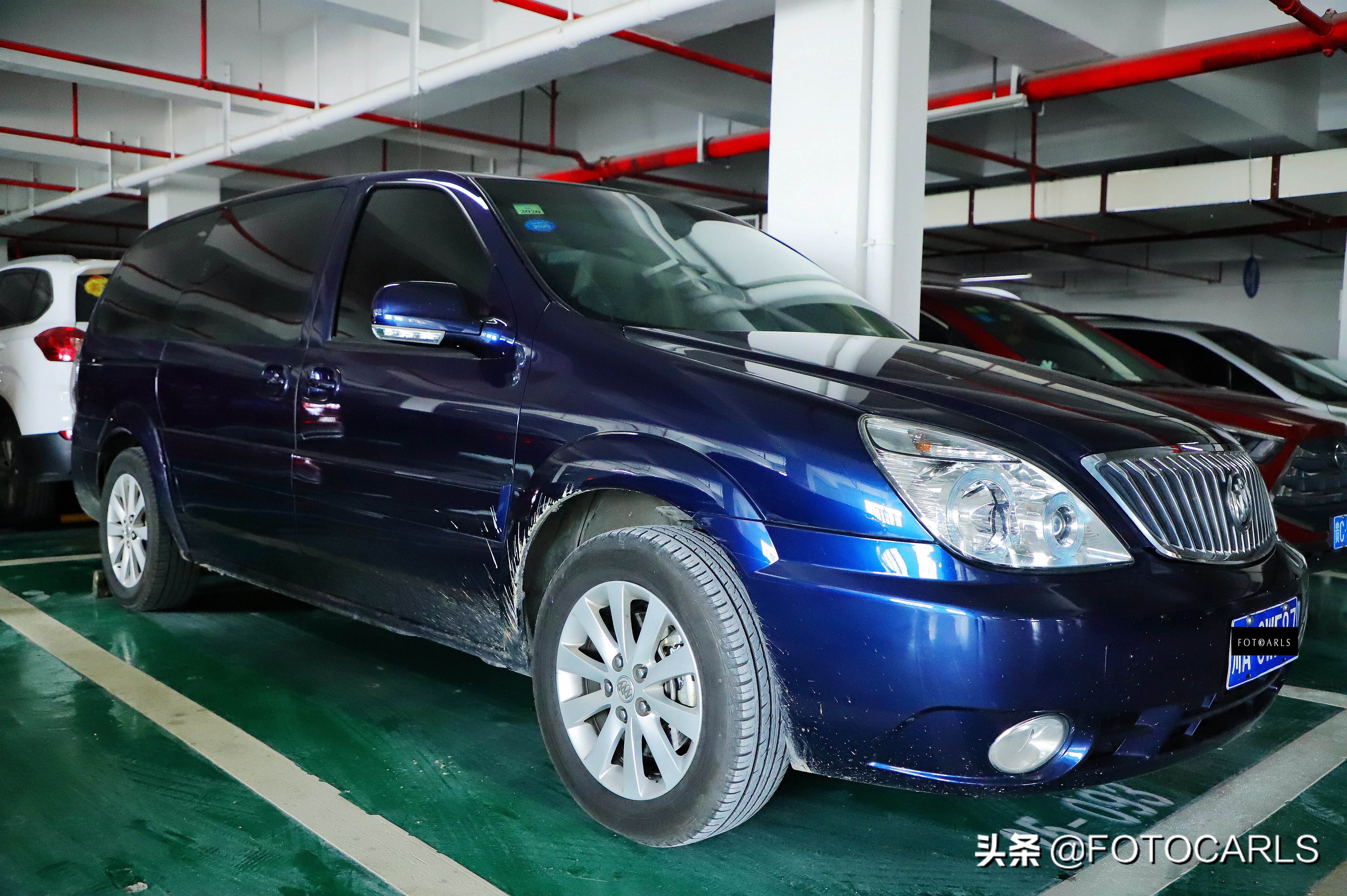 别克GL82.4L实拍，真正的美式商务大器，全靠国人掏腰包？