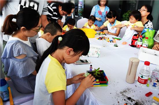父母给孩子最好的新年礼物清单,送给孩子新年礼物最好的选择