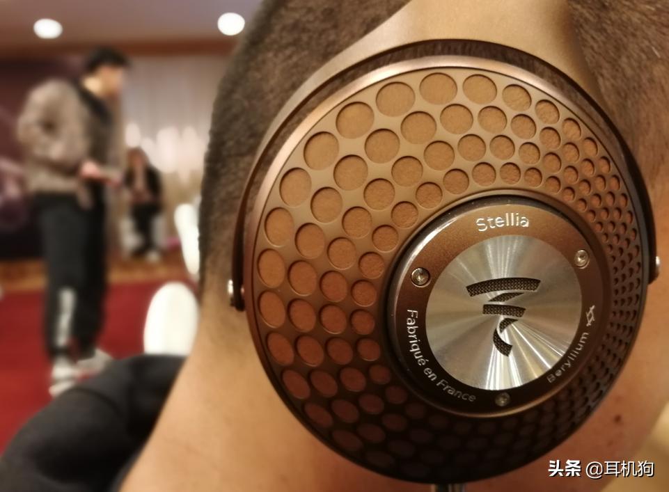 一副封闭版乌托邦耳机——法国劲浪新品高端头戴耳机Stellia简评