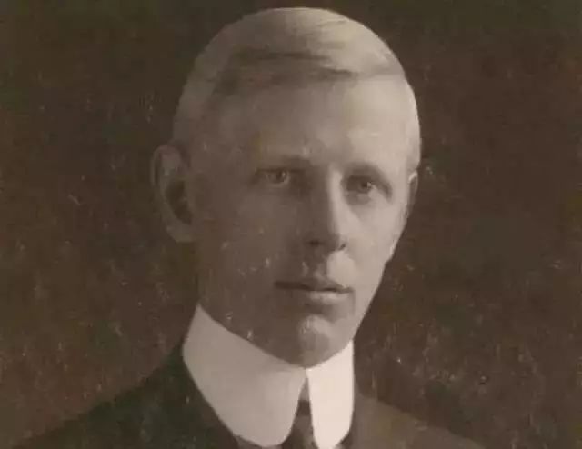 投机之王杰西利弗莫尔,投机之王杰西利弗莫尔仓位买入法