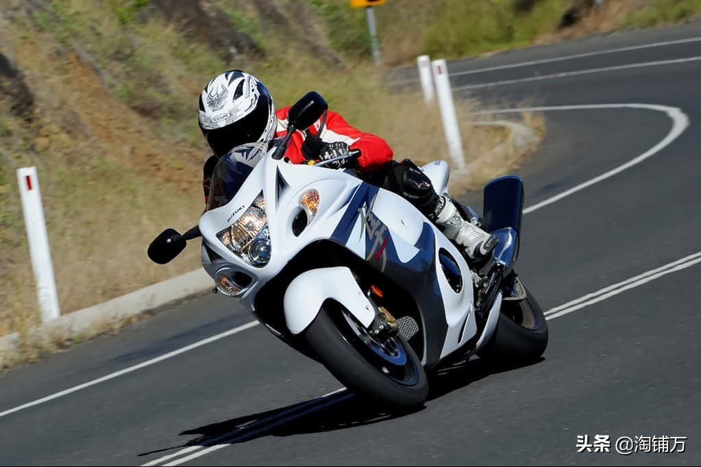 铃木gsx1300黑武士铃木隼,铃木gsx1000r2022款实拍试驾