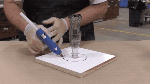 电影里用啤酒瓶“爆头”,是真的玻璃瓶吗?