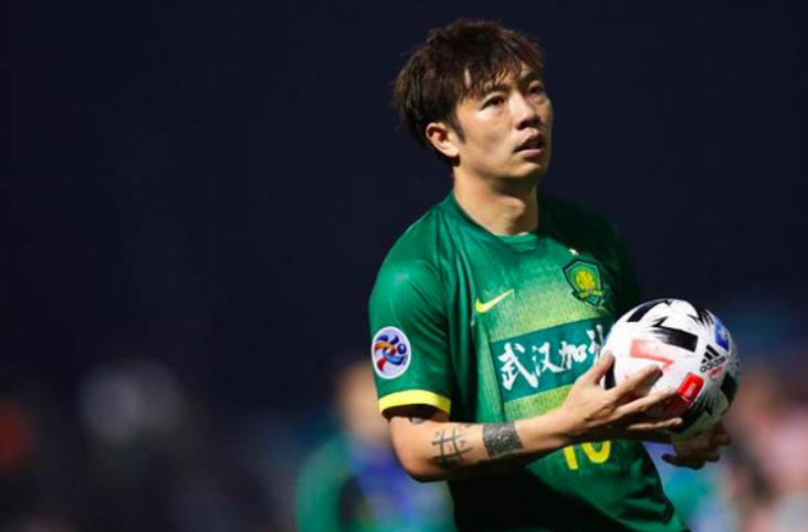 张稀哲捐家乡武汉30万，中国足坛排名第4，除李铁外谁比他多？