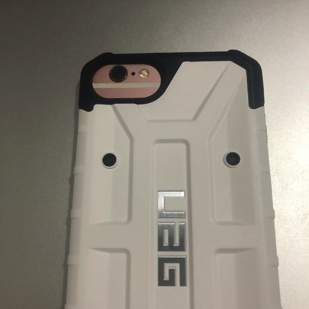 uag探险者银色和钻石系列对比,uag探险者手机壳iphone12