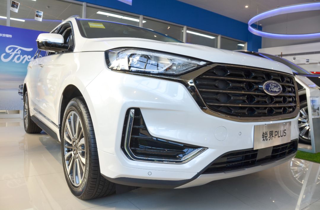 月花销2000左右汽车,新款福特锐界l养车费用