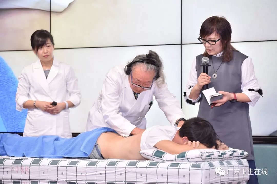 洋医生献宝杏林!能治疼痛哮喘,还可无创“打针”……中医特色疗法走向国际