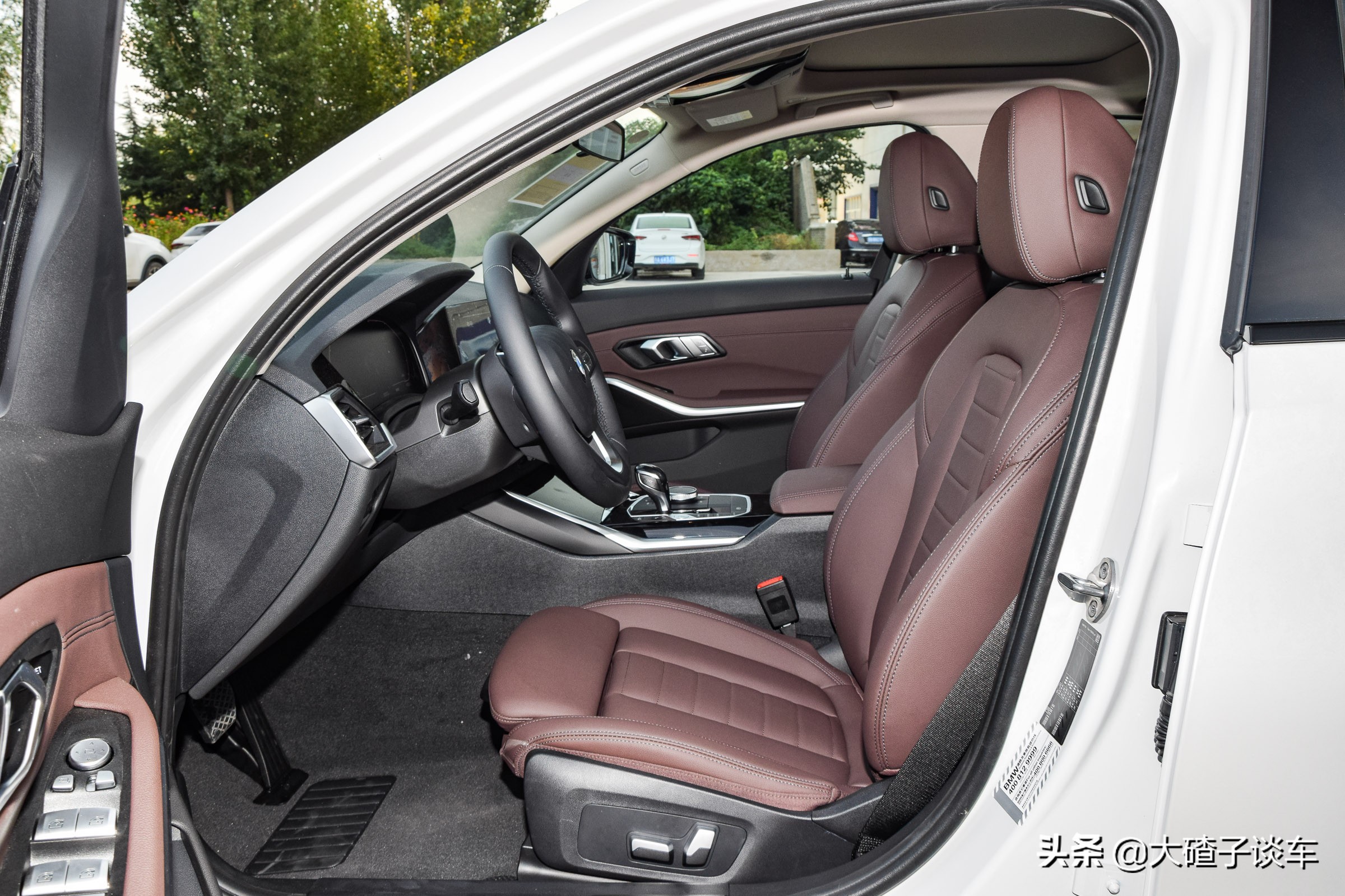 2.0t宝马3系买哪款动力好,15万预算能买宝马3系13款豪华