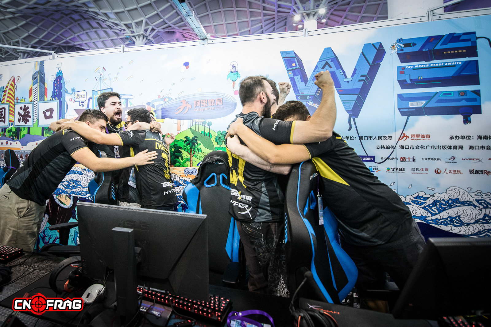 TheYearinPhotos-cnFrag2018年度电竞图片