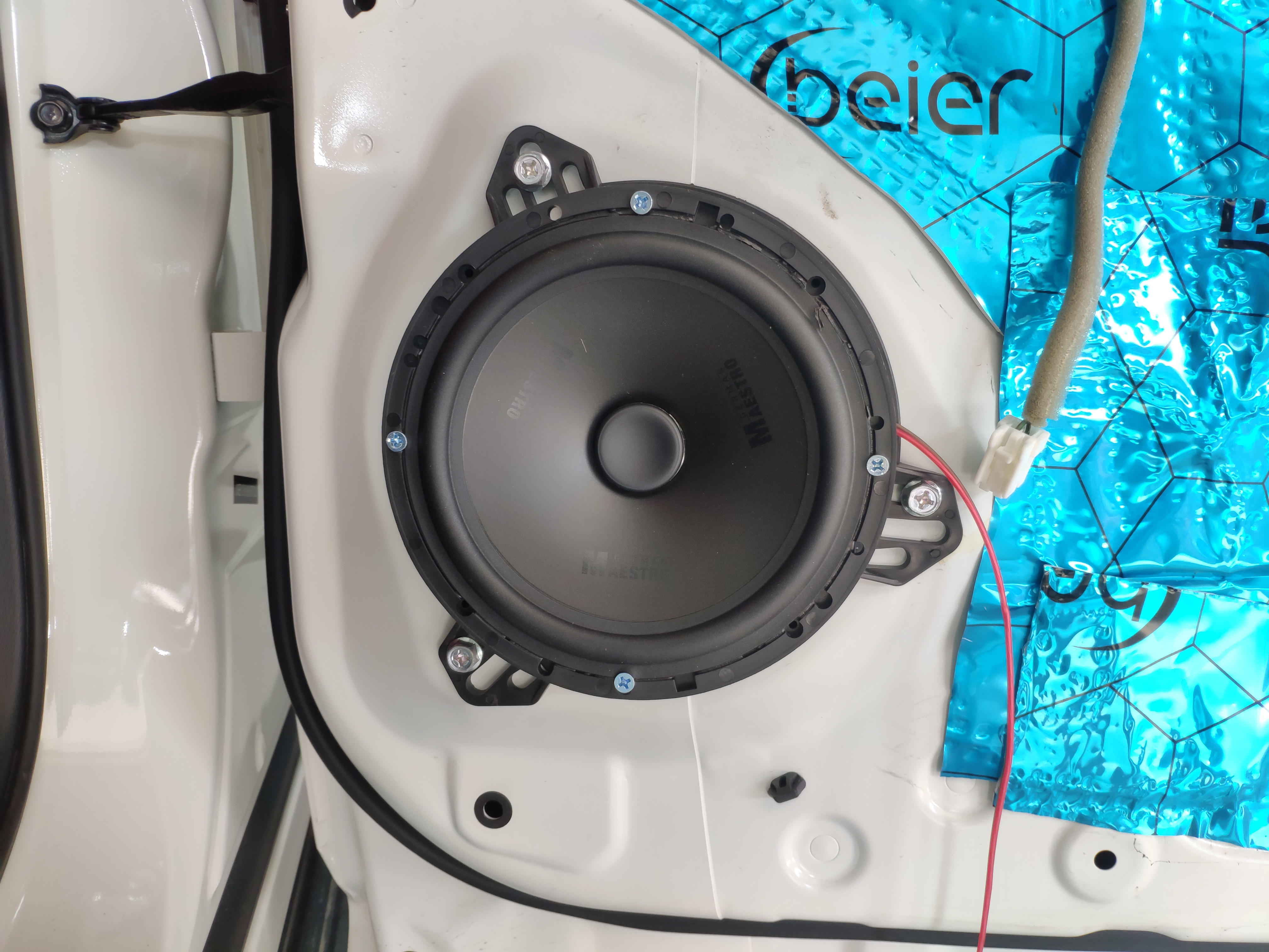 途乐改装音响高速测试,途乐音响改装最新方案