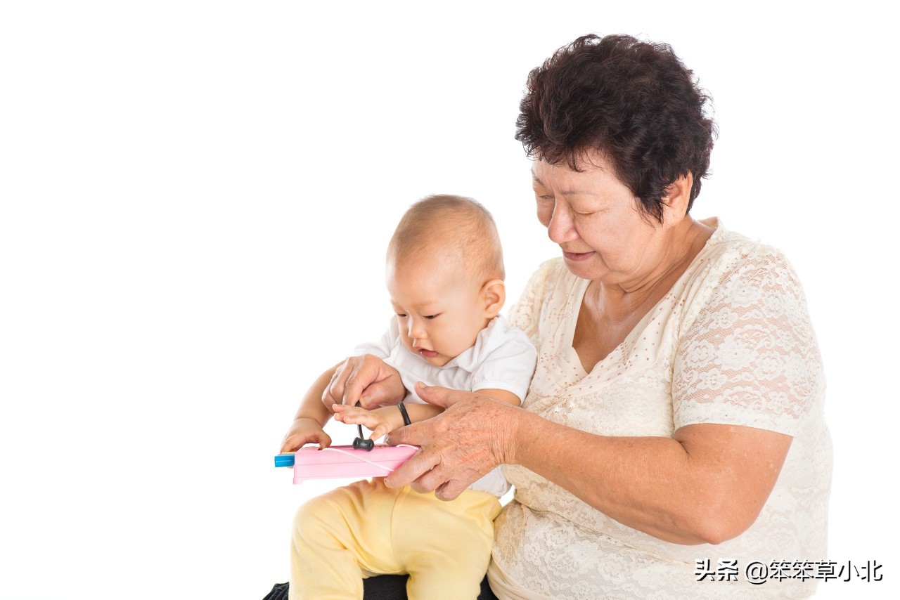 看不惯婆婆做事，你怎么对她说？