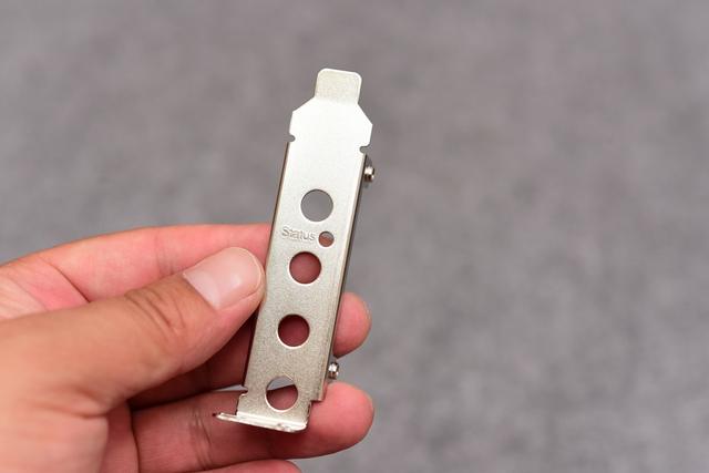 399?799?—同方案AC3200无线网卡到底差在哪?