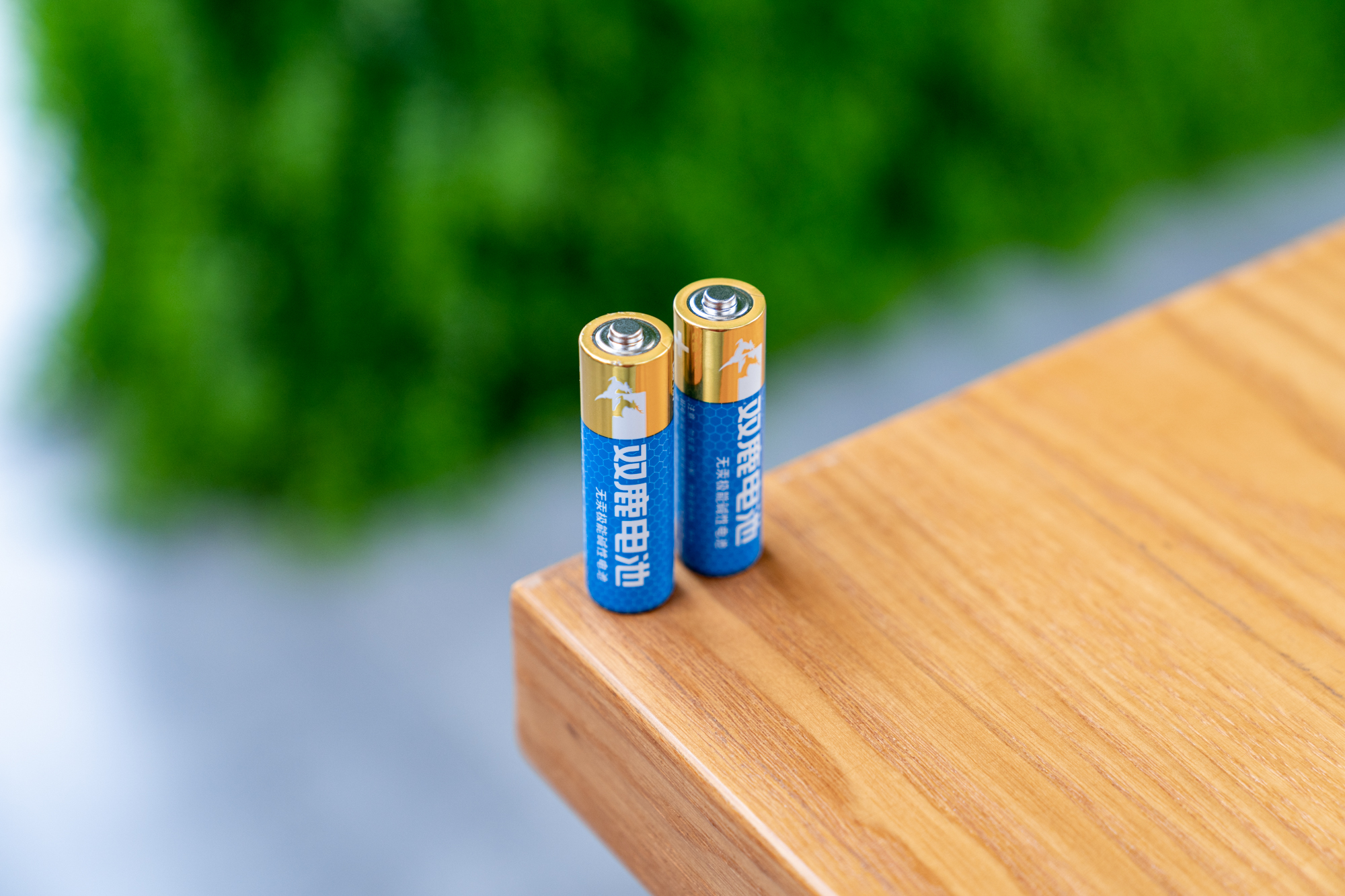 5号电池南孚金霸王哪个好,5号碱性电池双鹿