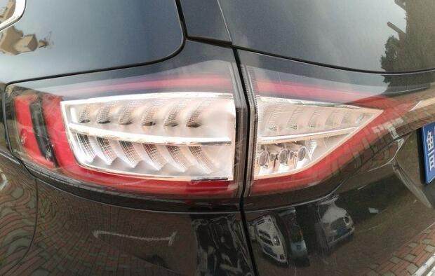 开福特锐界两驱旅行,开老款福特锐界档次低吗