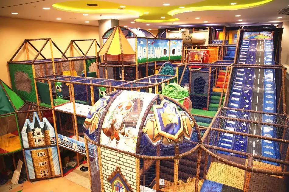 20万平米以上购物中心,郑州人气最旺的购物中心