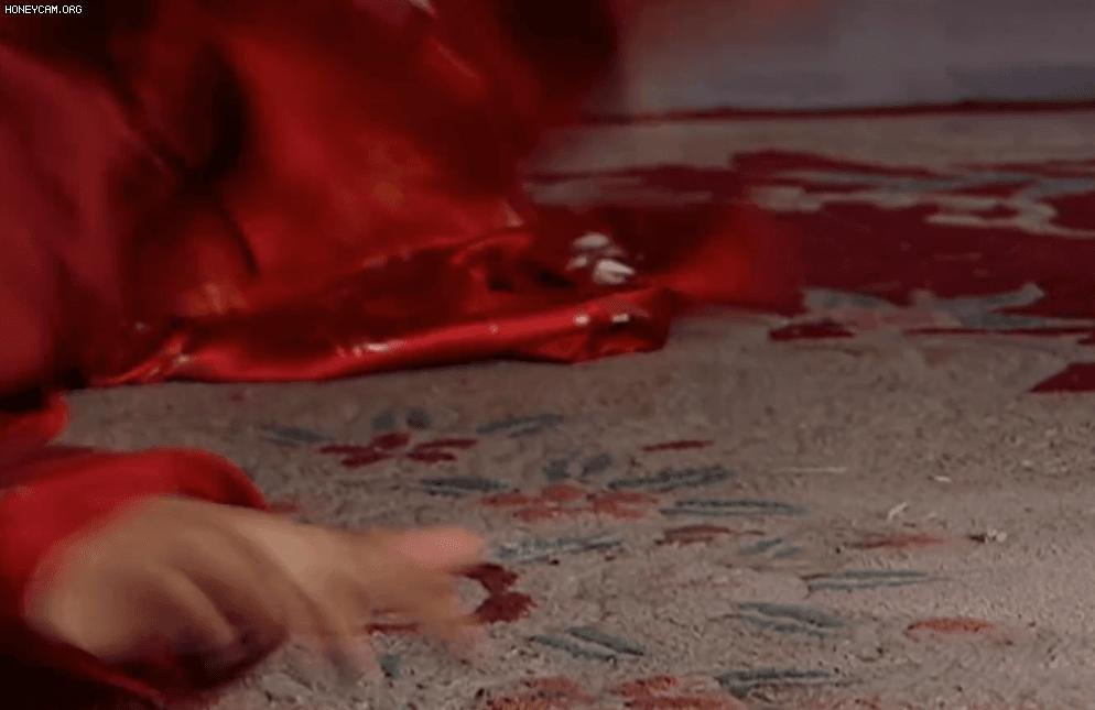 先纠缠,后绑架,一部《阿宝》揭开了无数人曾深陷的“爱情误区”