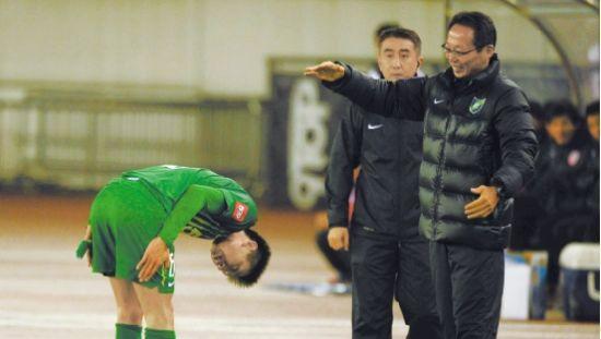 丢脸！曝中甲队拖欠4名日本教练工资，足协死命令:这事别闹到FIFA
