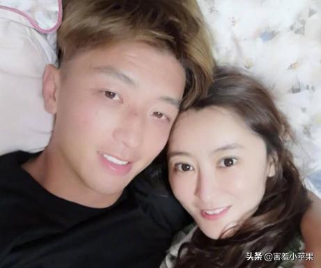 国足男足太太团,难道中国男足没有女足强吗