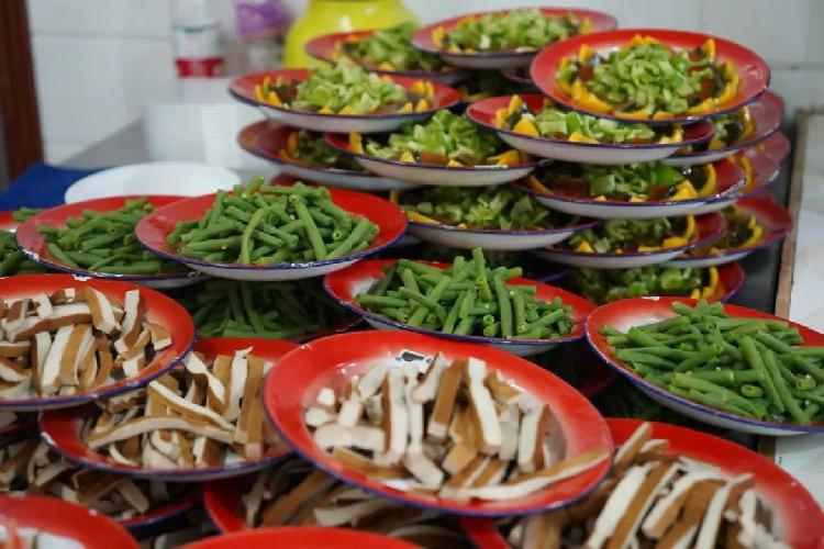 「两江“双晒”」力杨水上漂、大竹林焖烧鸡、翠云水煮鱼…两江新区“宝藏”美食推荐