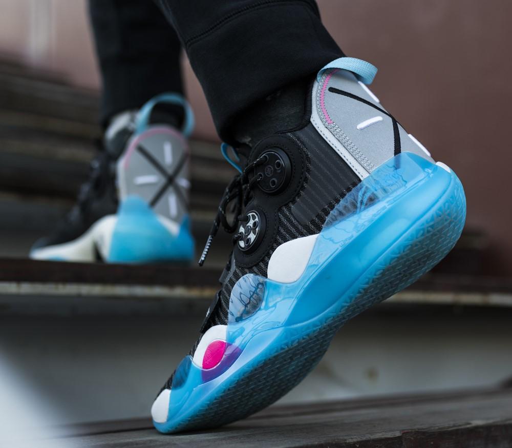 nike史上销量第一,nike近两年销售量对比图