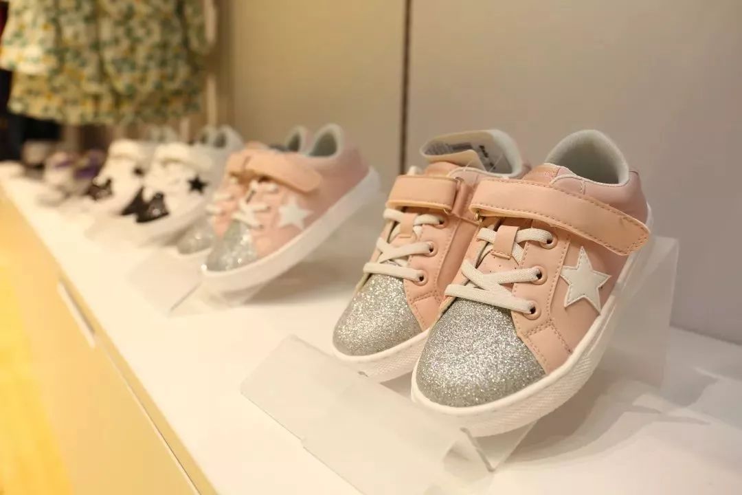 巴拉巴拉2012全年营业额,巴拉巴拉销量