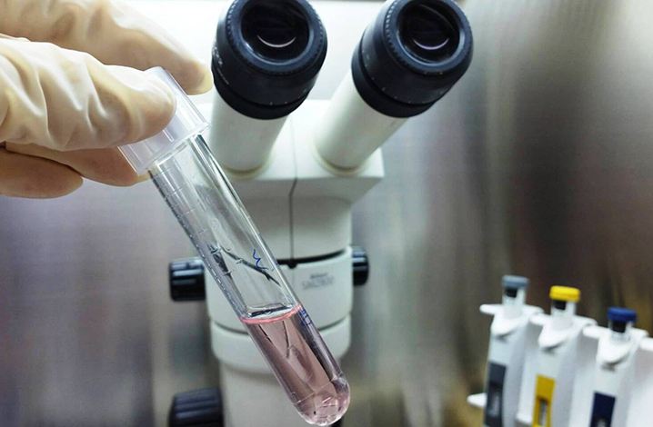 一对双胞胎2个爸？连亲子鉴定师都忍不住笑了：比彩票都难中