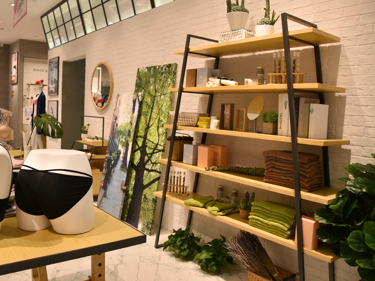 女生秘语：总觉得胸罩紧，咋办？