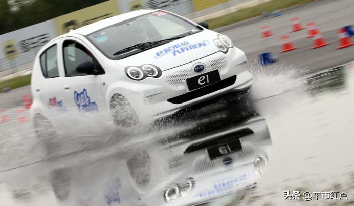 长安奔奔e-star和比亚迪e1哪个好,比亚迪e1新能源汽车怎么选