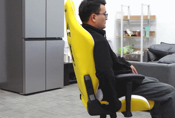 傲风宝可梦联名椅,测评傲风电竞椅