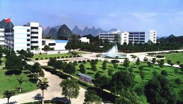 桂林的这所二本大学，除了远，其实很不错，是电子类知名院校