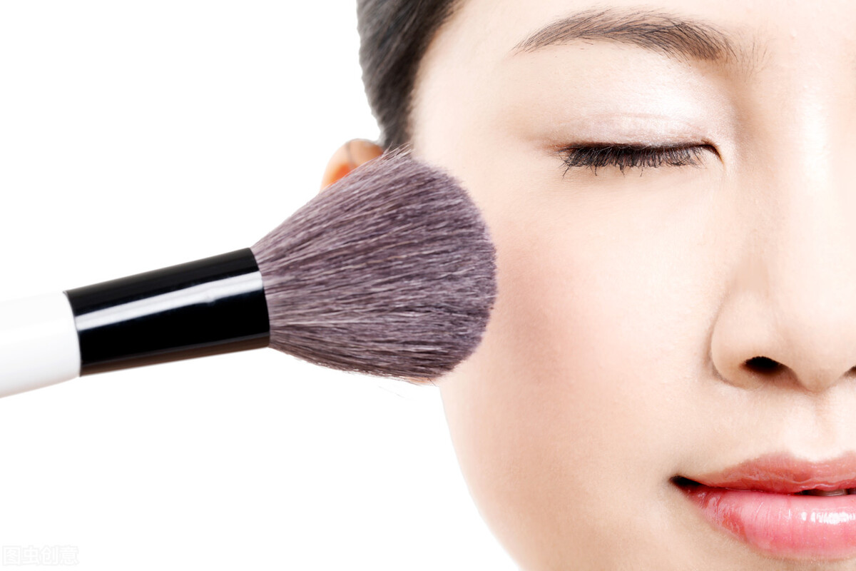 怎样化妆好看又简单初学者步骤,自然妆化妆步骤视频教程