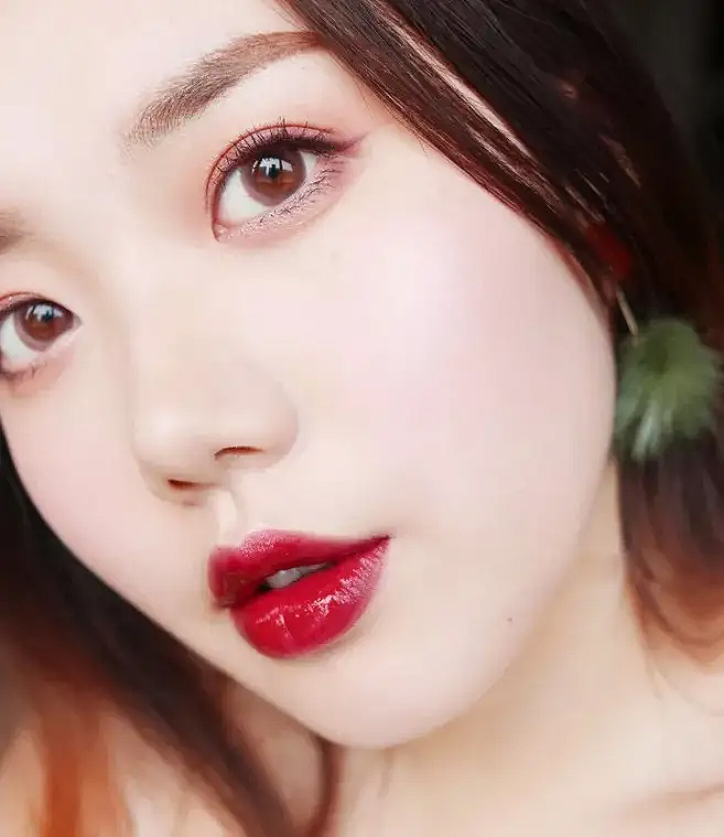 阿玛尼唇釉405和406颜色对比,阿玛尼红管唇釉400与201的区别