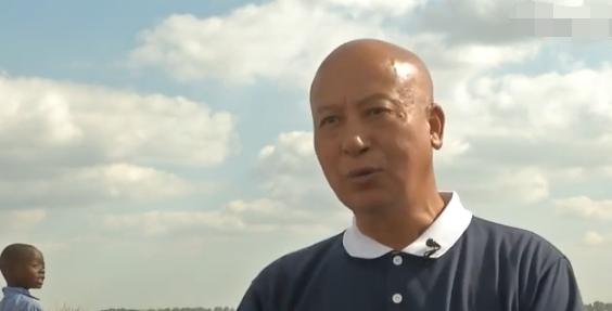 非洲水资源丰富，人们天天喝泥水也不打井，真的是因为懒吗？