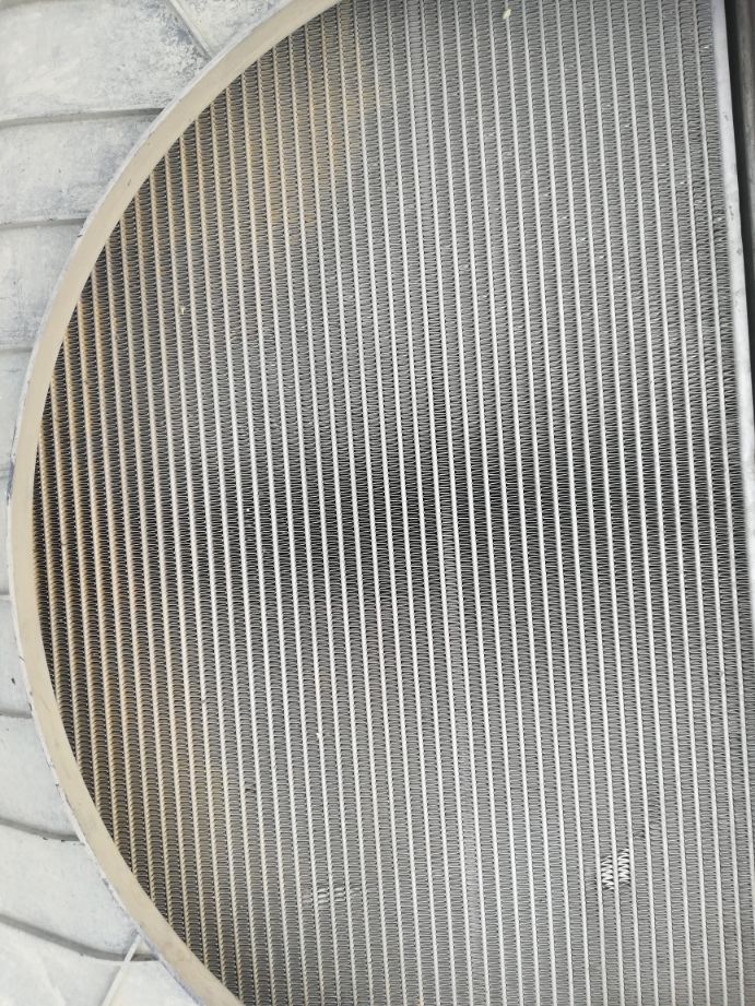 汽车水箱轻微渗水可以补吗,汽车水箱堵漏剂对发动机有影响吗