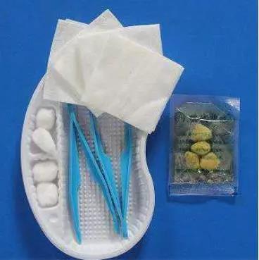 孩子磕碰到疤痕在皮肤里面怎么办,小孩磕伤皮肤如何防止留疤